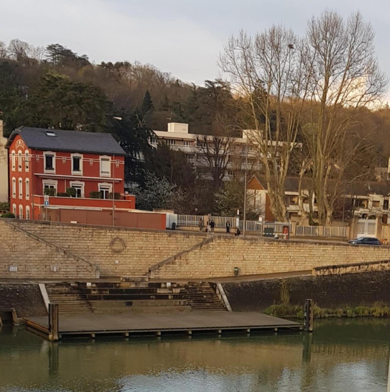 Studio Cosy Entierement Renove A Deux Pas De Lyon Fontaines-sur-Saone Экстерьер фото